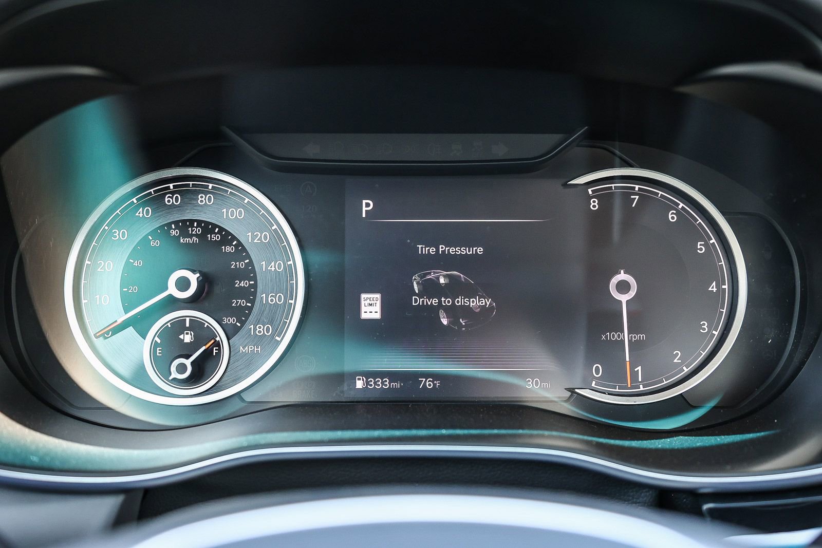 New 2026 Genesis G70 2.5T image 24