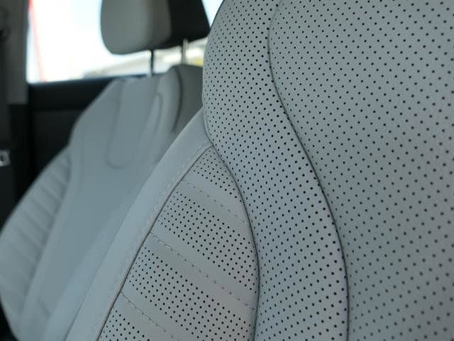 New 2025 Hyundai Elantra Limited image 12