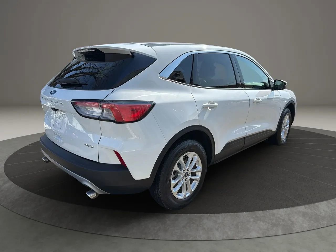 Used 2021 Ford Escape SE AWD/4WD image 5