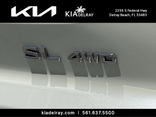 Used 2024 Nissan Pathfinder SL AWD/4WD image 10