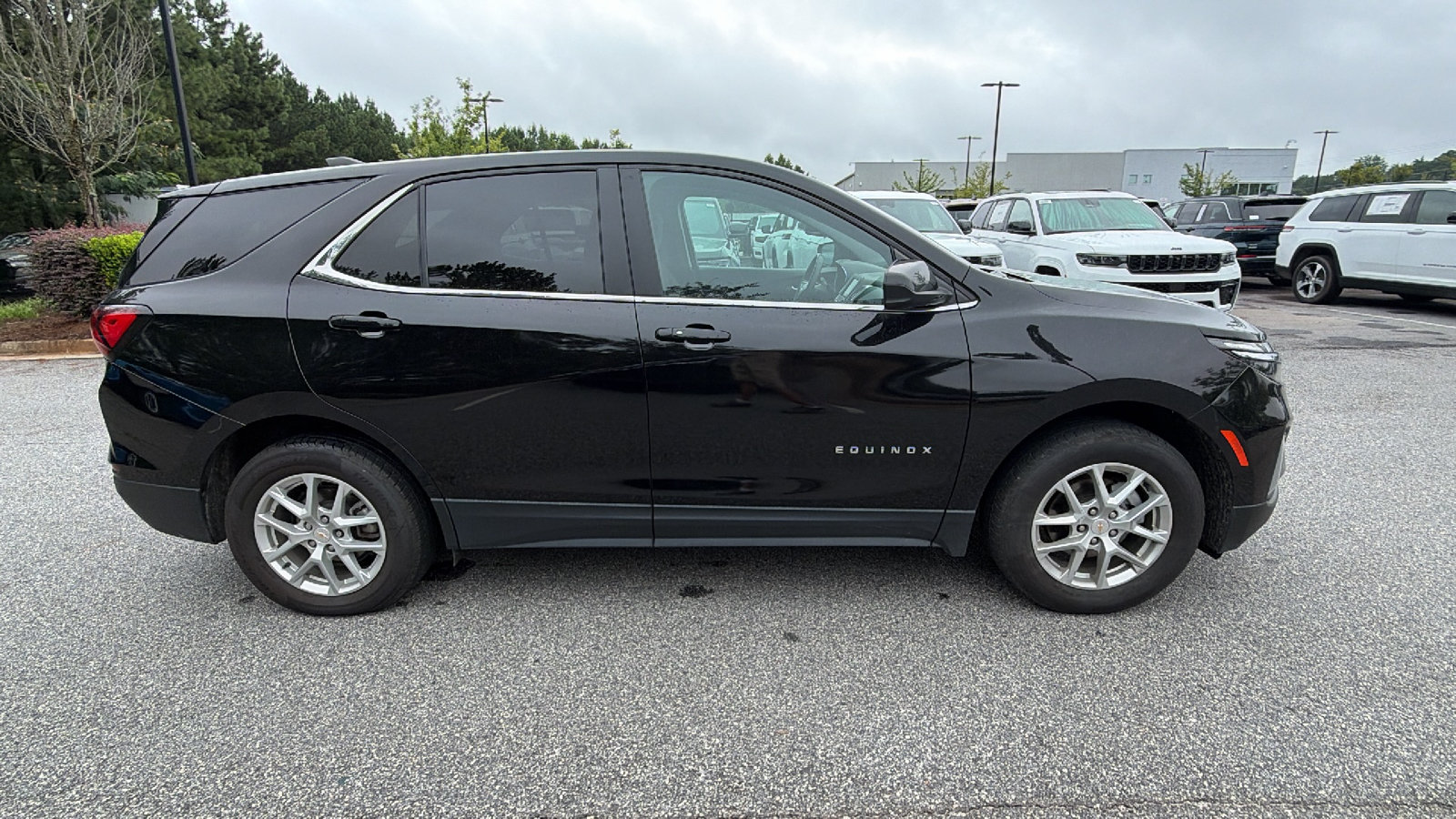 Used 2024 Chevrolet Equinox LT AWD/4WD image 7