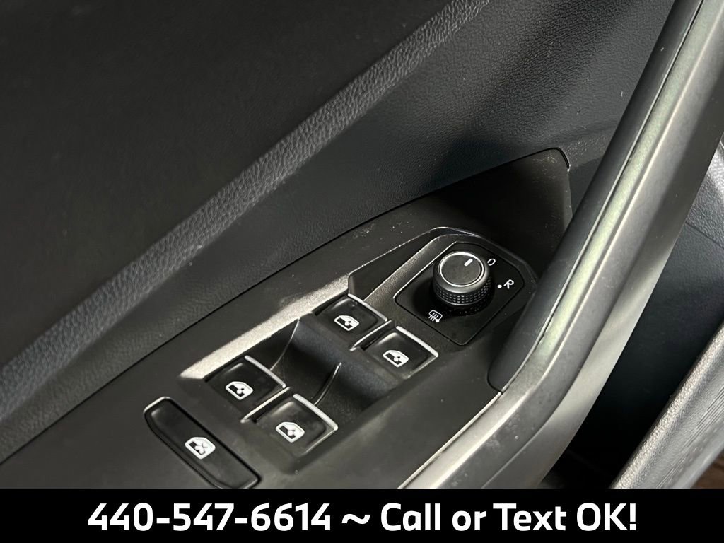 Used 2023 Volkswagen Jetta Sport image 10