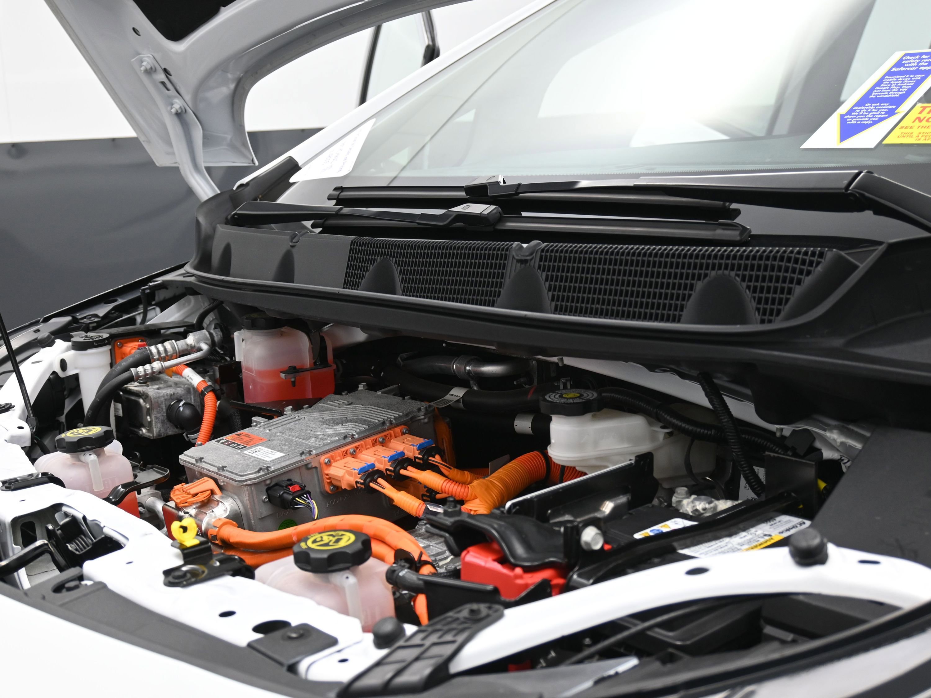 Used 2023 Chevrolet Bolt LT w/ Infotainment Package image 30