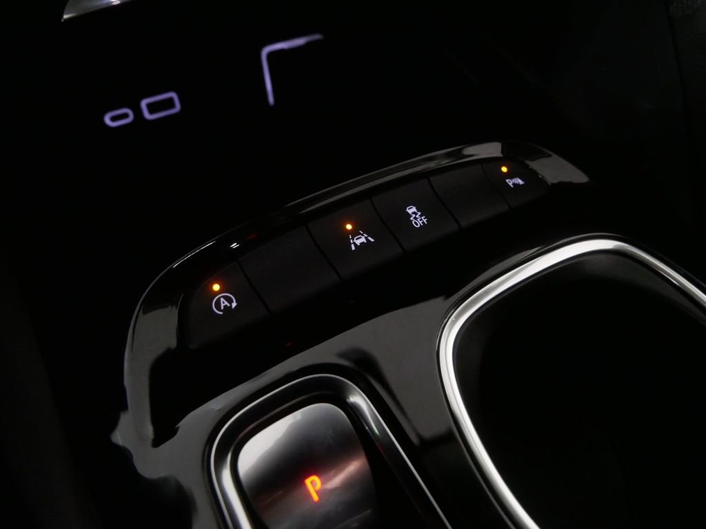 Used 2023 Buick Envision Essence FWD image 26