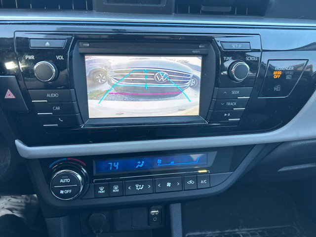 Used 2016 Toyota Corolla LE FWD image 13
