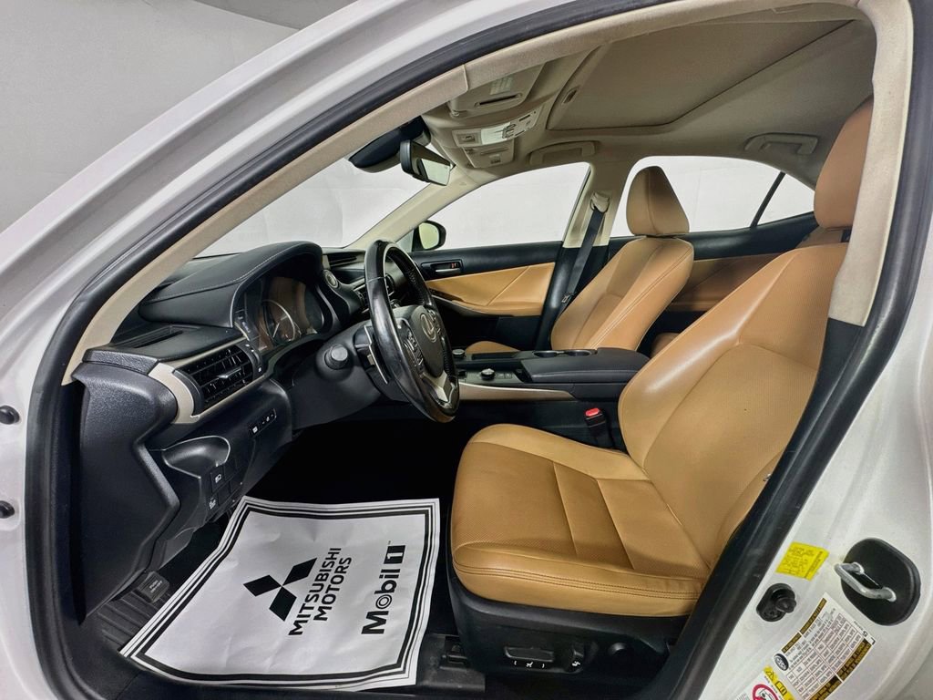 Used 2017 Lexus IS 300 F Sport AWD/4WD image 21