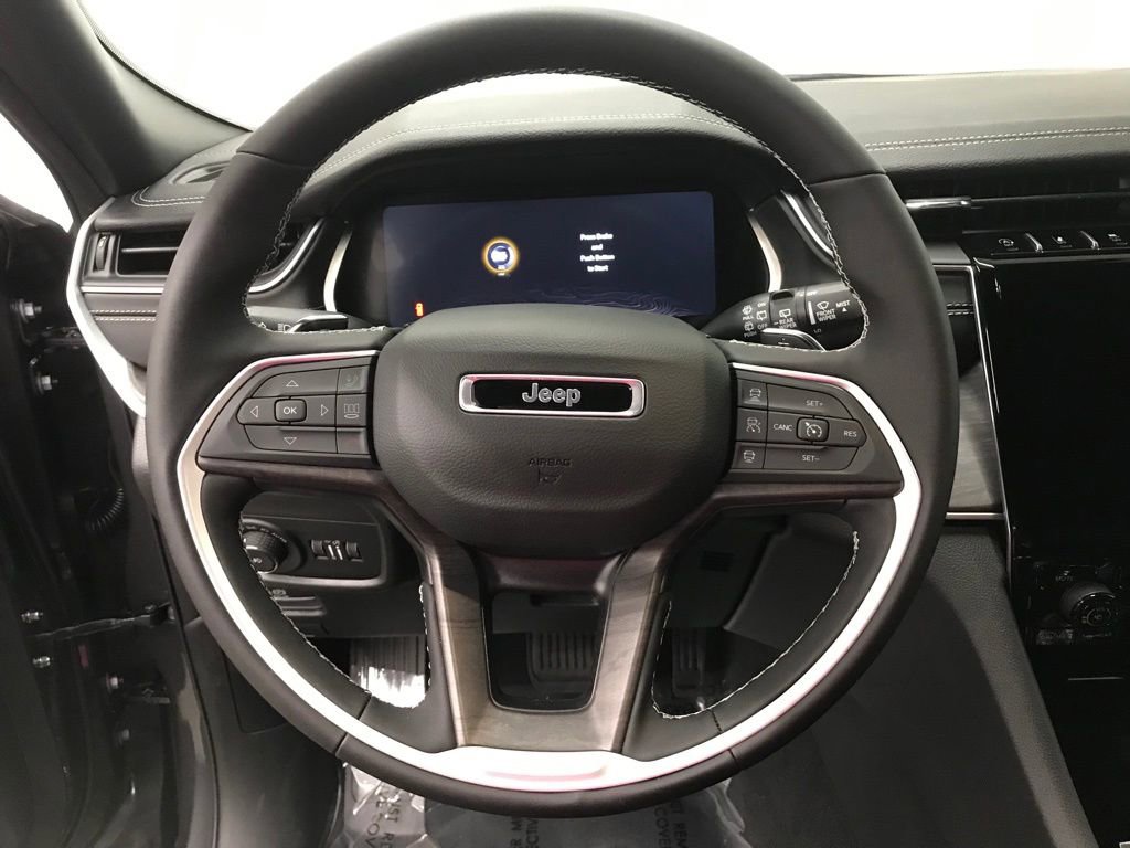 New 2025 Jeep Grand Cherokee L Limited image 14