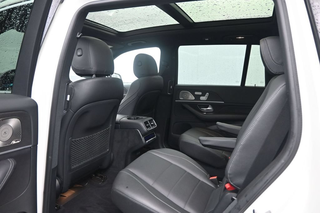 Used 2022 Mercedes-Benz GLS 450 4MATIC image 26