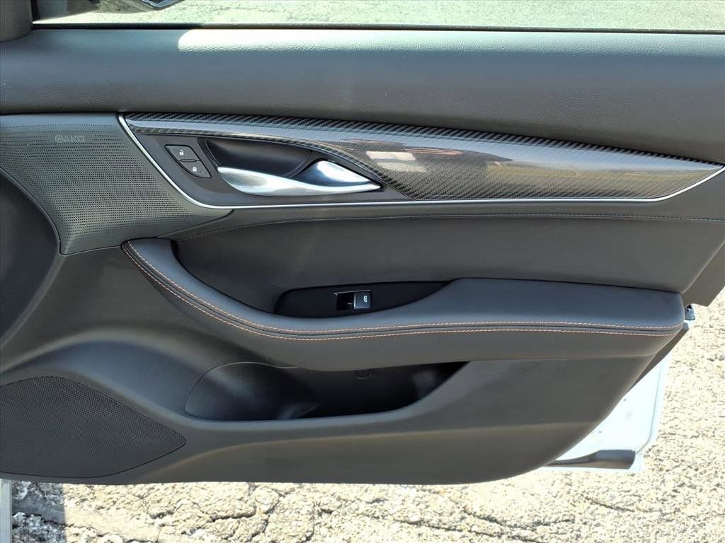 Used 2025 Cadillac CT5 Sport w/ Technology Package image 14