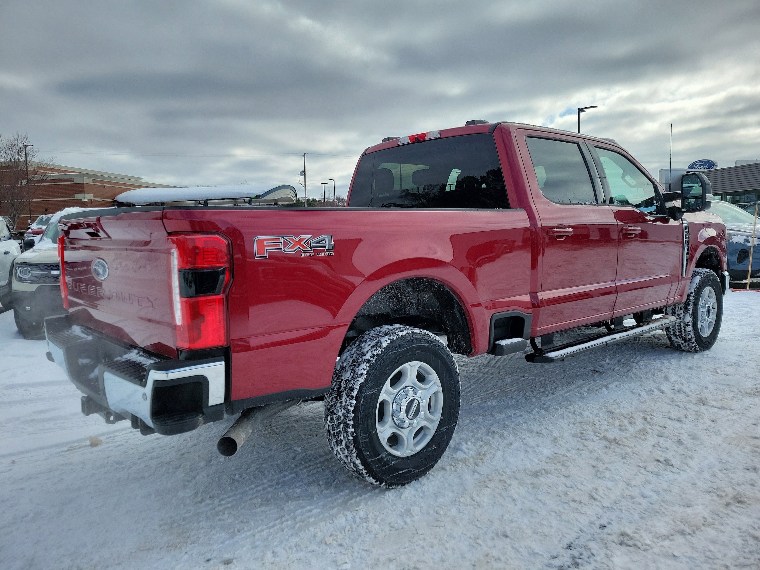 New 2026 Ford F350 XLT w/ XLT Premium Package AWD/4WD image 11