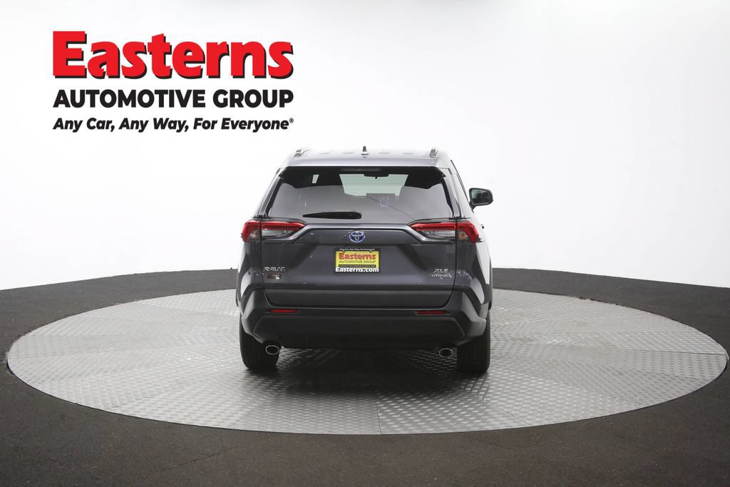 Used 2021 Toyota RAV4 XLE AWD/4WD image 37