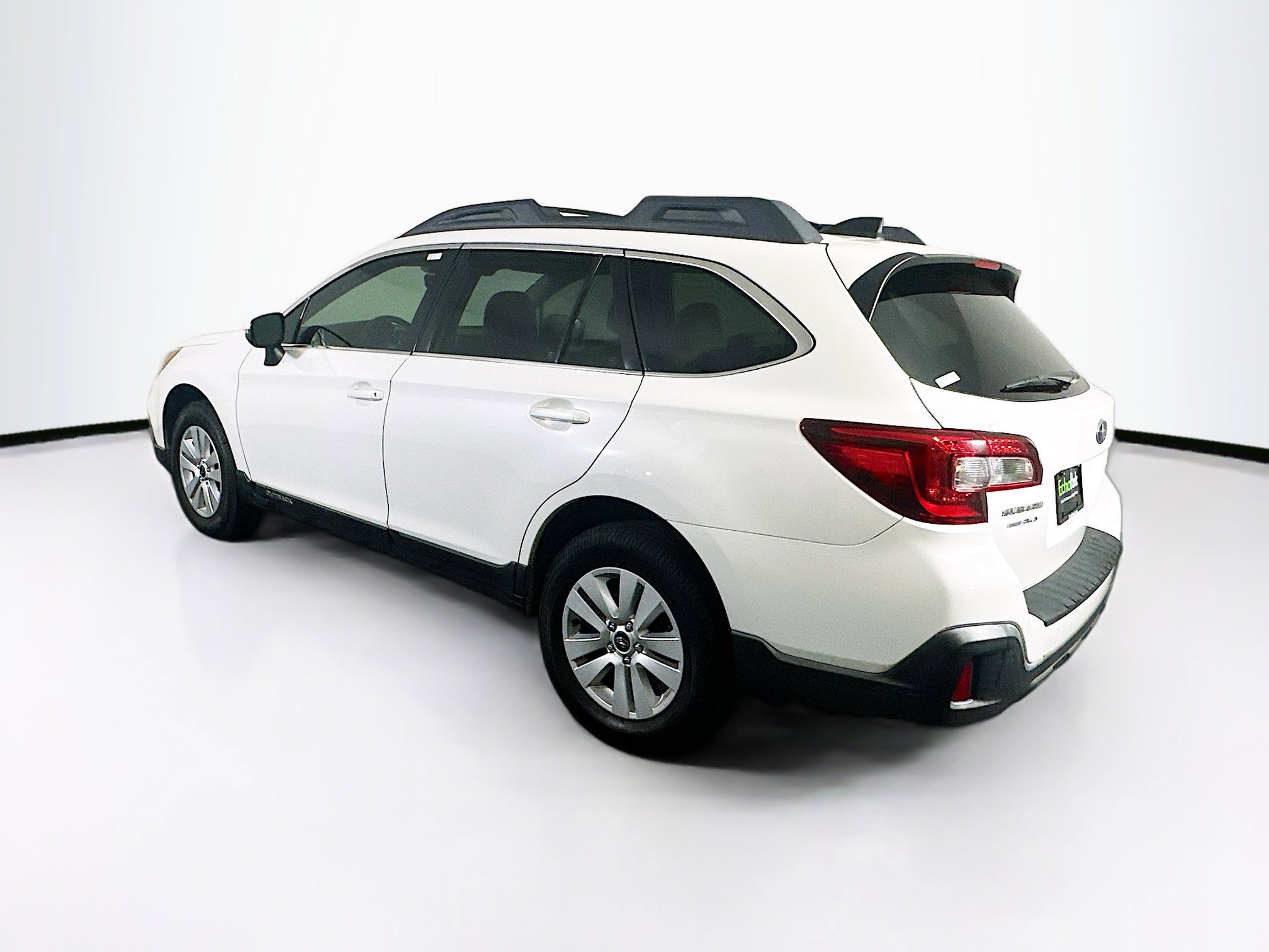 Used 2018 Subaru Outback 2.5i Premium image 5