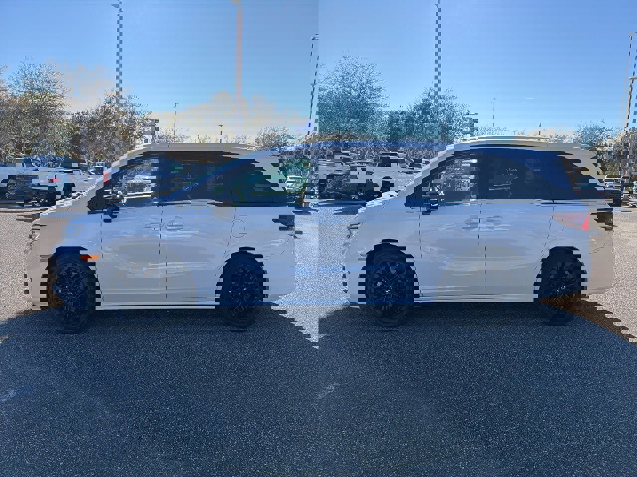 Used 2025 Honda Odyssey Sport-L image 2