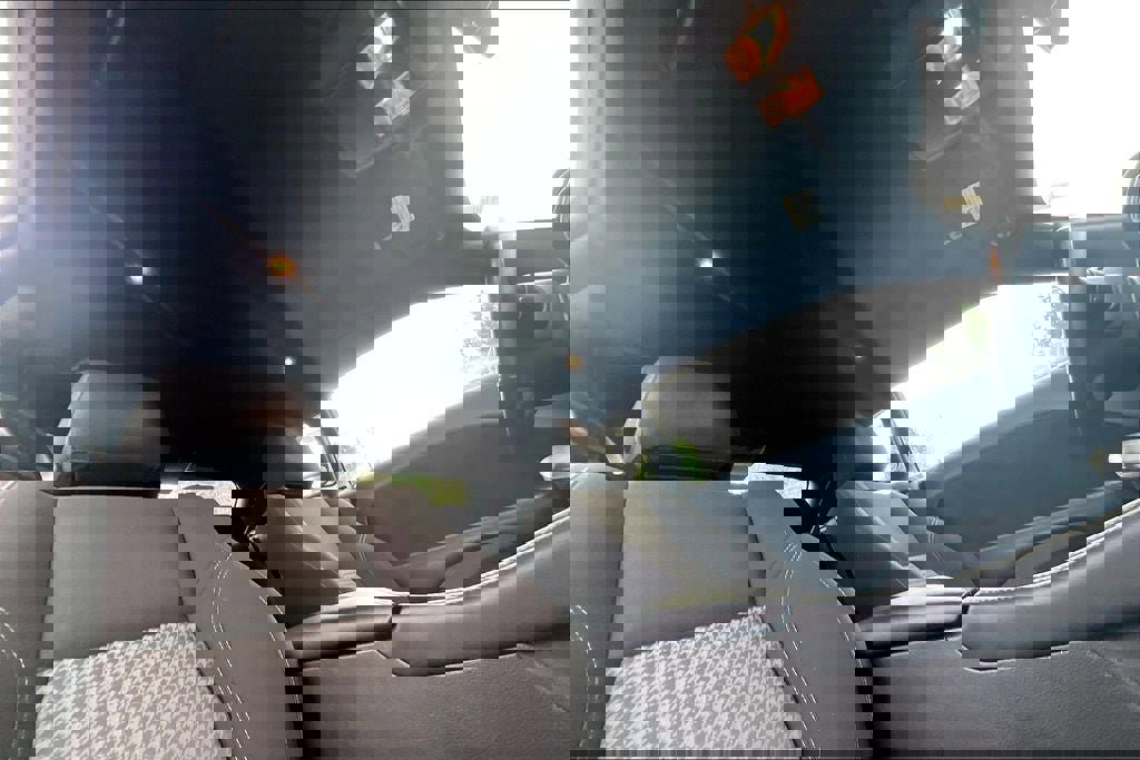 Used 2022 Dodge Challenger SXT w/ Driver Convenience Group image 25