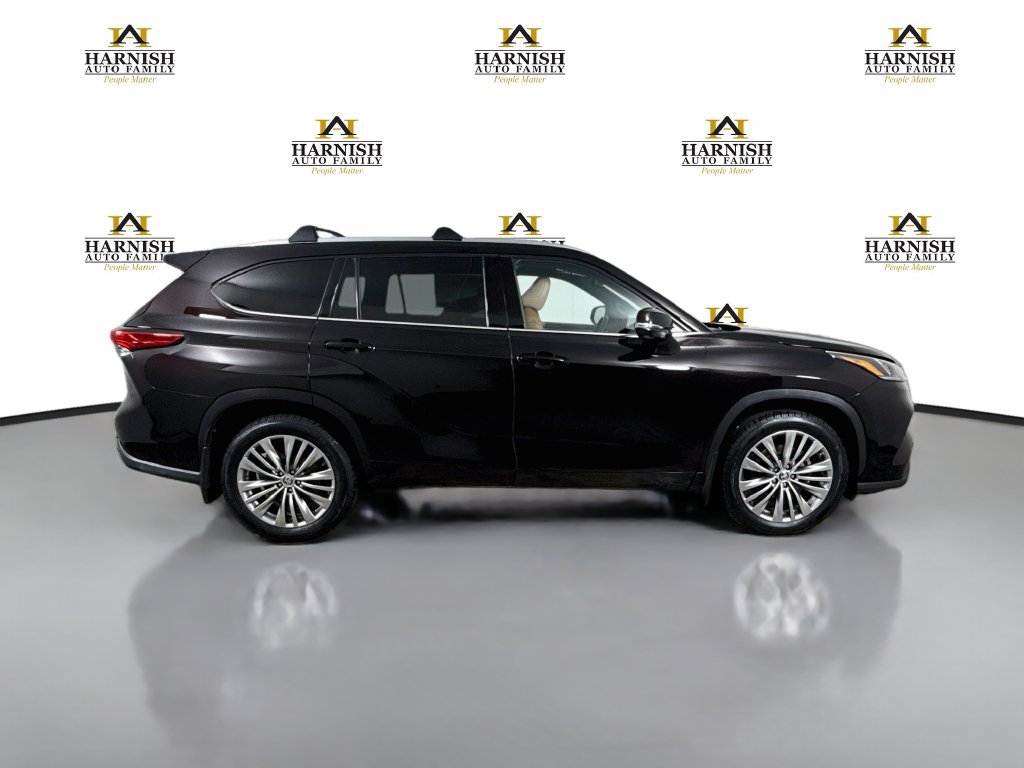 Used 2020 Toyota Highlander Platinum AWD/4WD image 8