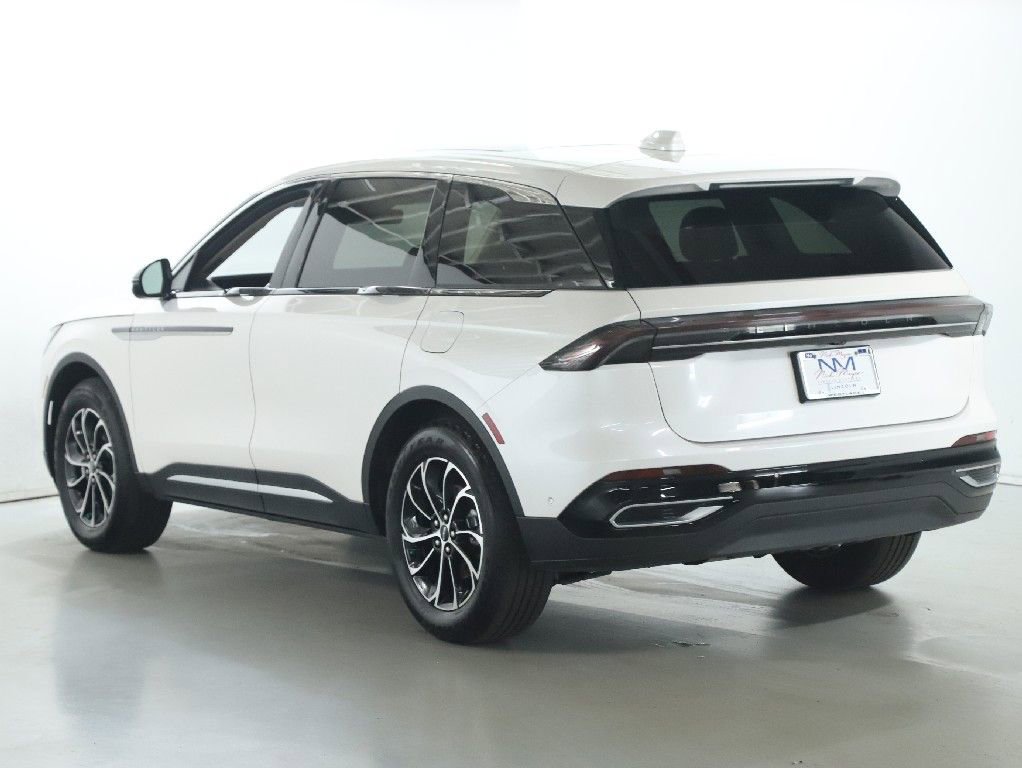 Used 2024 Lincoln Nautilus Premier w/ Equipment Group 102A image 41