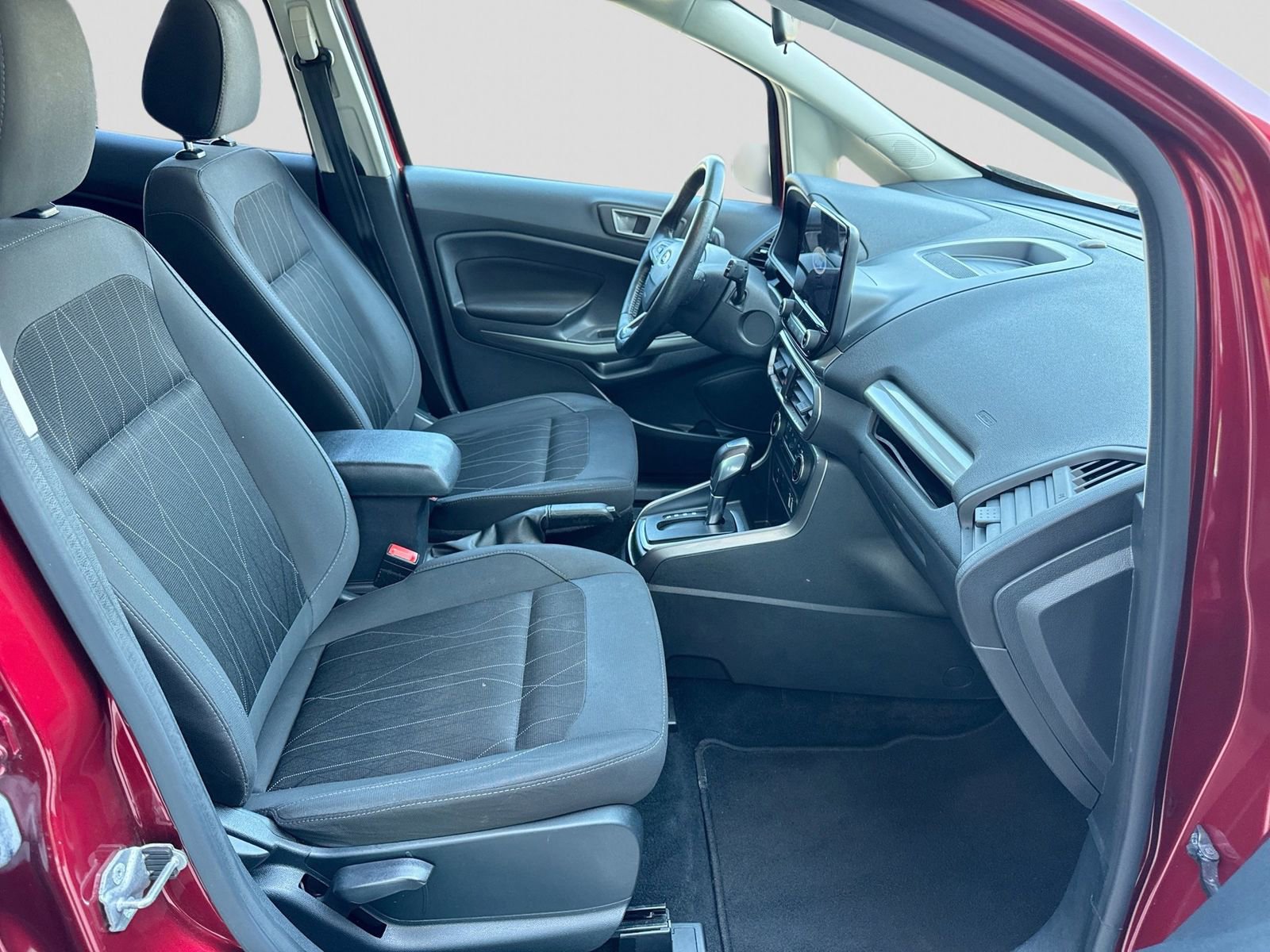 Used 2020 Ford EcoSport SE AWD/4WD image 24