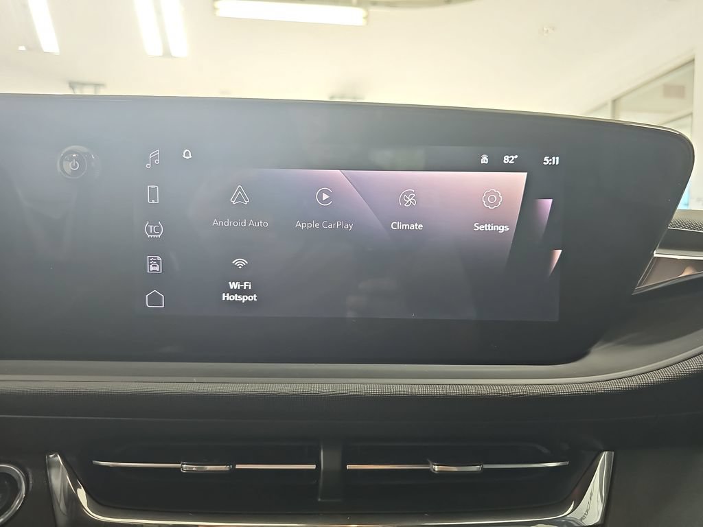 Used 2025 Buick Envista Preferred w/ Convenience I Package FWD image 26