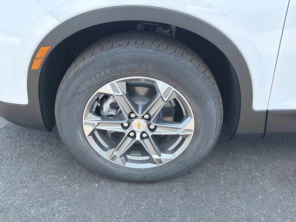 New 2026 Chevrolet Blazer LT w/ Convenience Package FWD image 24