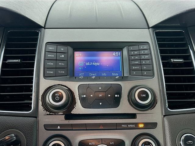 Used 2016 Ford Taurus SEL FWD image 14