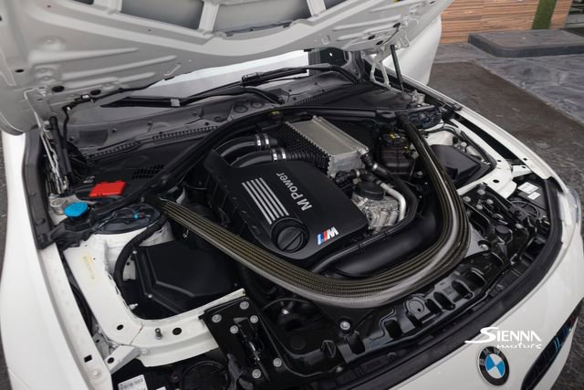 Used 2017 BMW M4 Convertible image 46