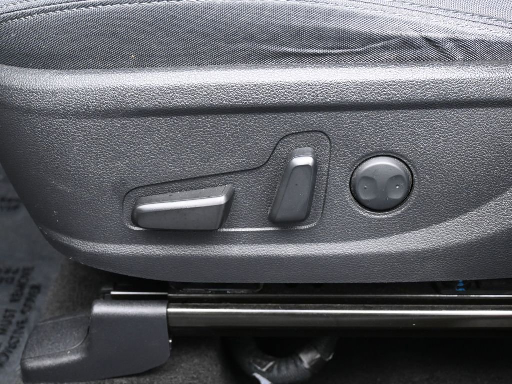 Used 2023 Hyundai Santa Fe SEL FWD image 12