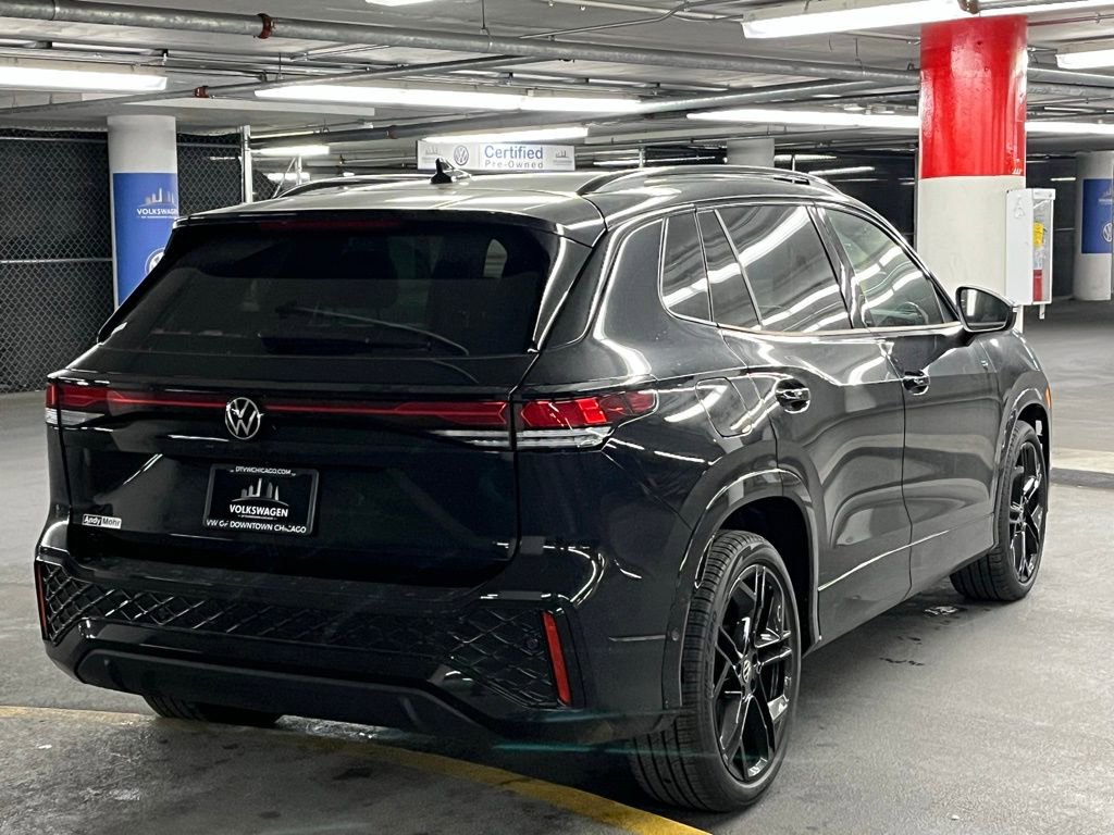 New 2025 Volkswagen Tiguan SE R-Line image 6