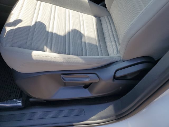 Certified 2024 Volkswagen Tiguan S AWD/4WD image 18