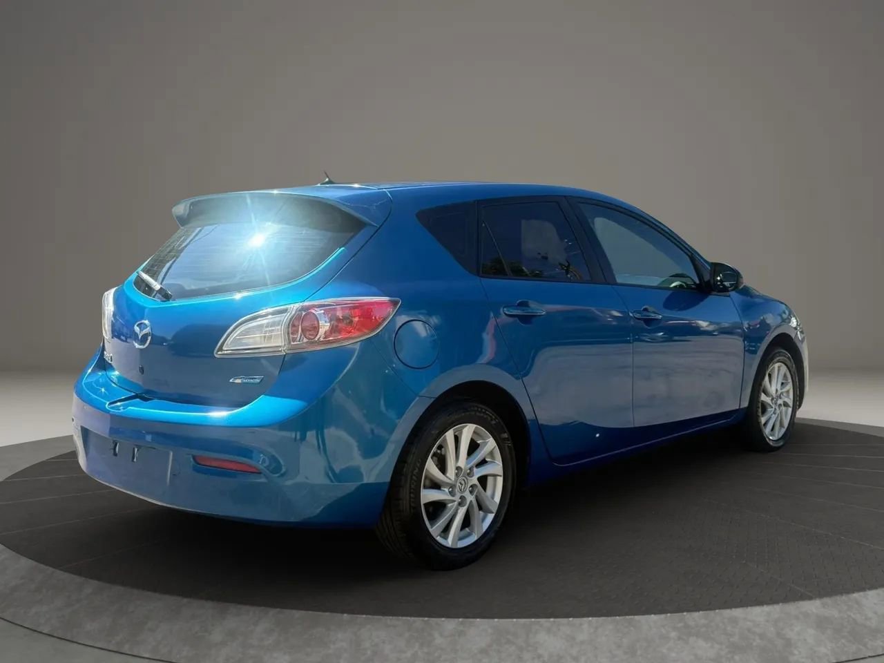 Used 2012 MAZDA MAZDA3 i Touring FWD image 5