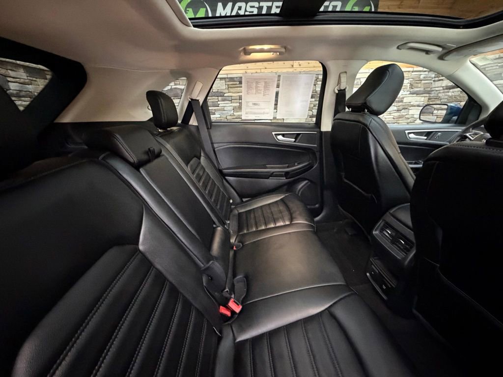 Used 2020 Ford Edge SEL w/ Convenience Package image 30