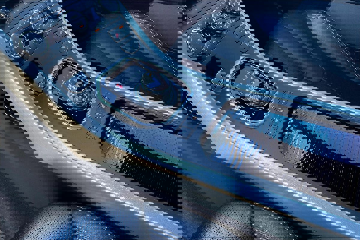 Used 2014 Land Rover Range Rover Evoque Dynamic image 15