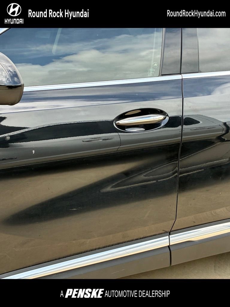 Used 2023 Buick Envision Essence image 1