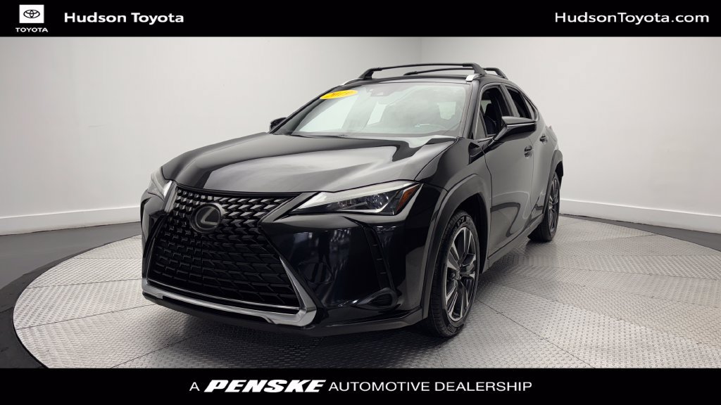 Used 2019 Lexus UX 200 w/ Accessory Package FWD image 1