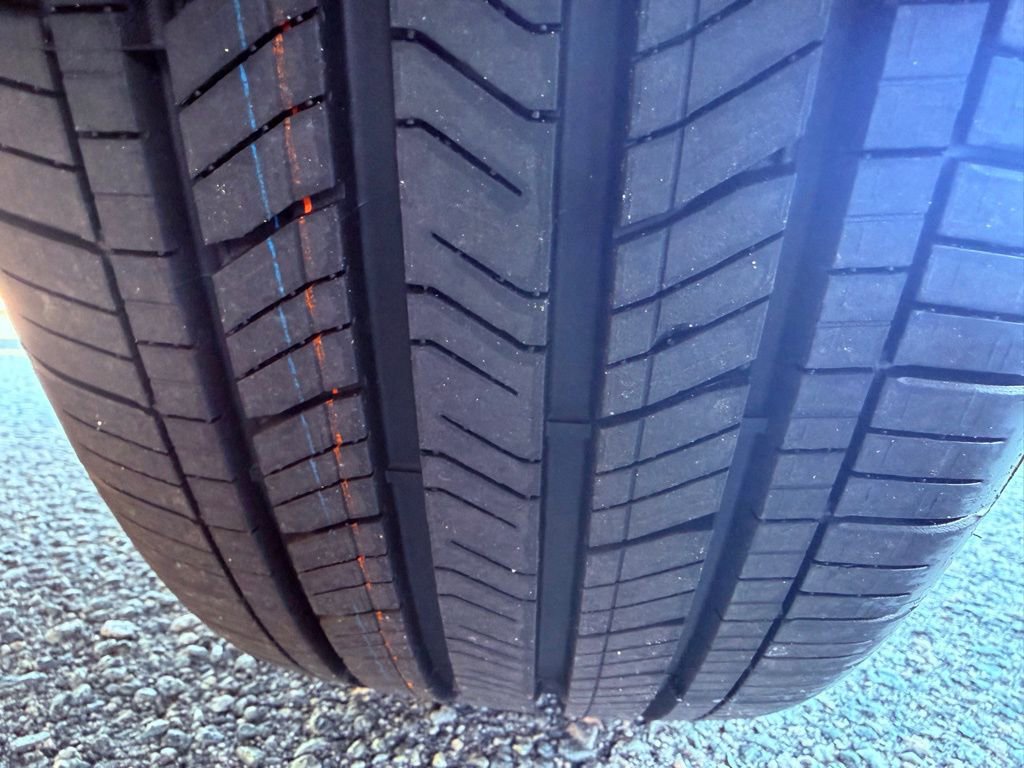 Used 2020 Ford Explorer XLT w/ Class III Trailer Tow Package image 15