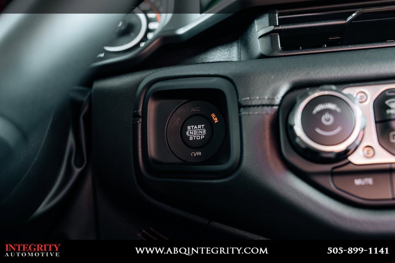 Used 2024 Jeep Wrangler Unlimited Rubicon 392 image 28