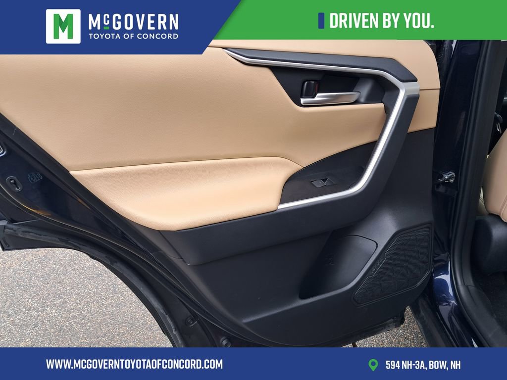 Used 2025 Toyota RAV4 XLE Premium image 16