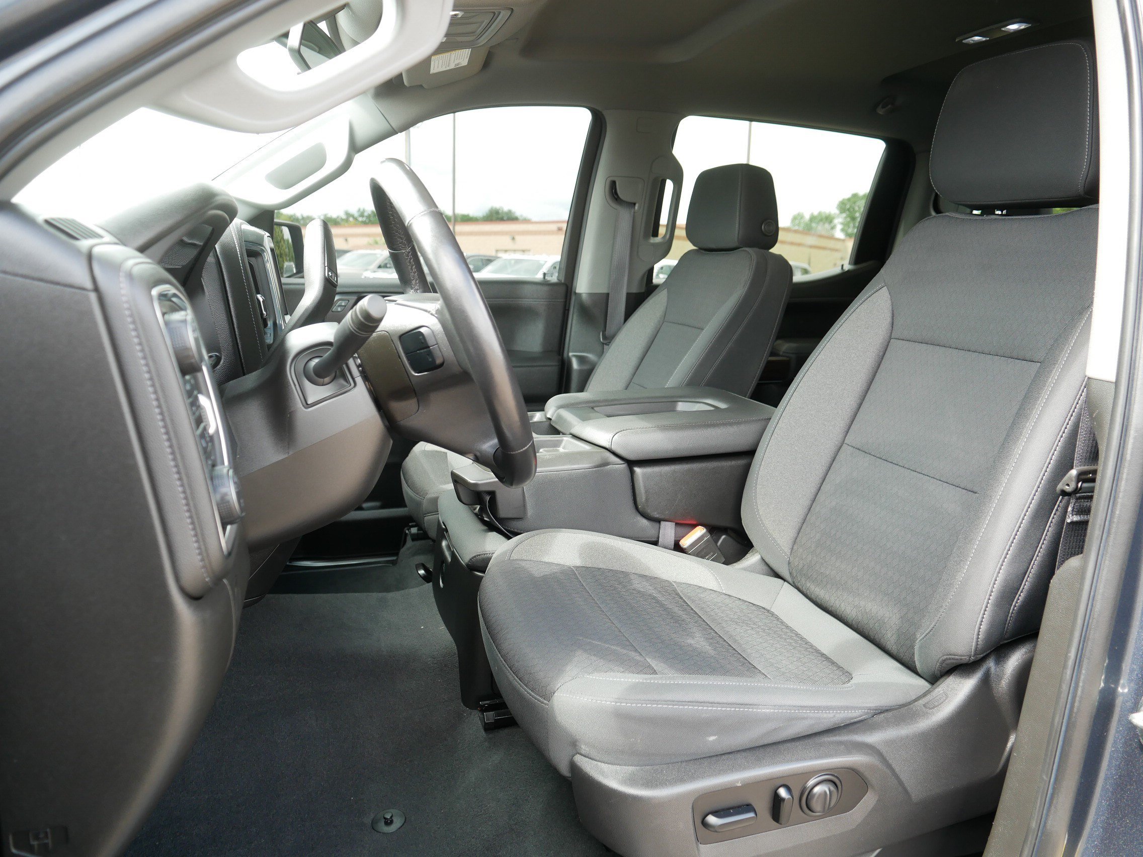 Used 2021 Chevrolet Silverado 1500 RST AWD/4WD image 33