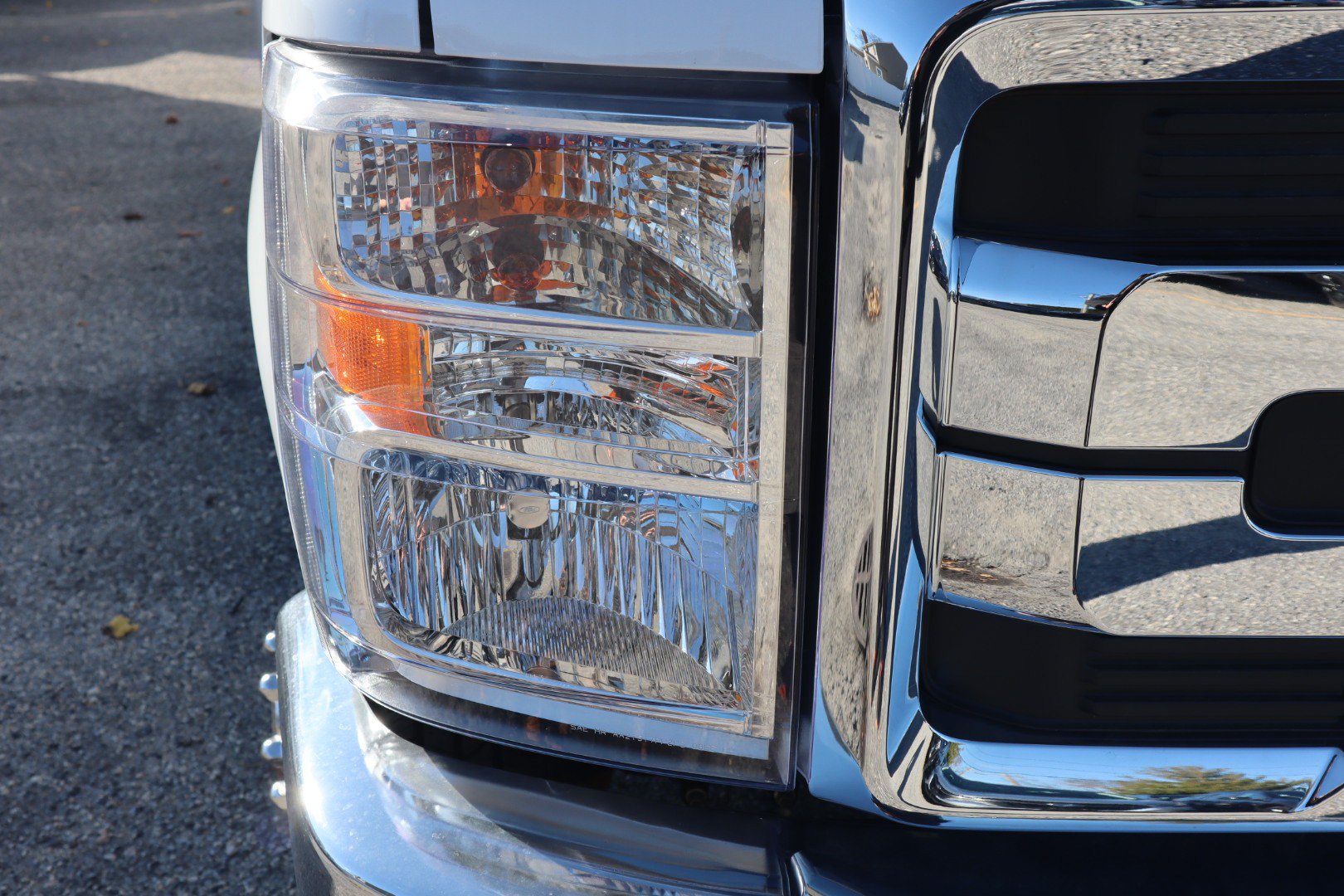 New 2026 Ford E-450 and Econoline 450 Super Duty w/ Power Equipment Group RWD image 17