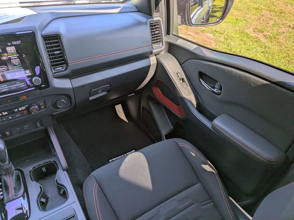 Used 2024 Nissan Frontier PRO-4X w/ Pro Convenience Package AWD/4WD image 17