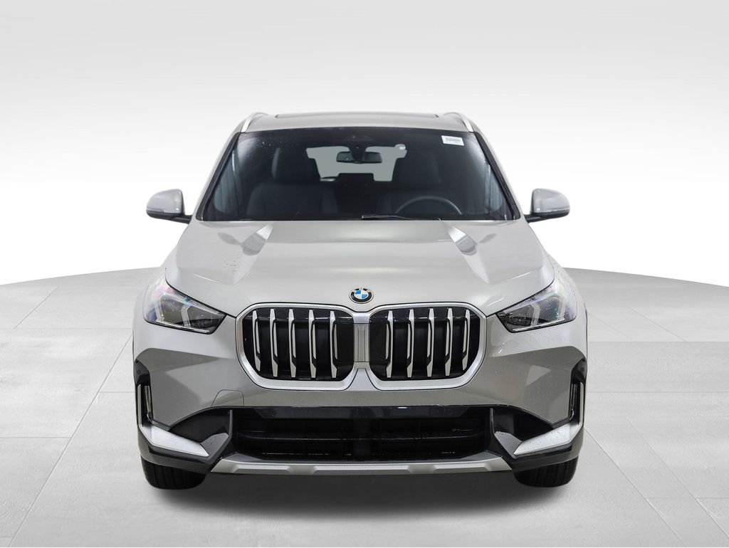 Certified 2025 BMW X1 xDrive28i w/ Convenience Package image 7