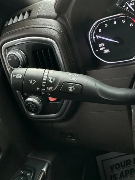 Used 2019 GMC Sierra 1500 SLT AWD/4WD image 47