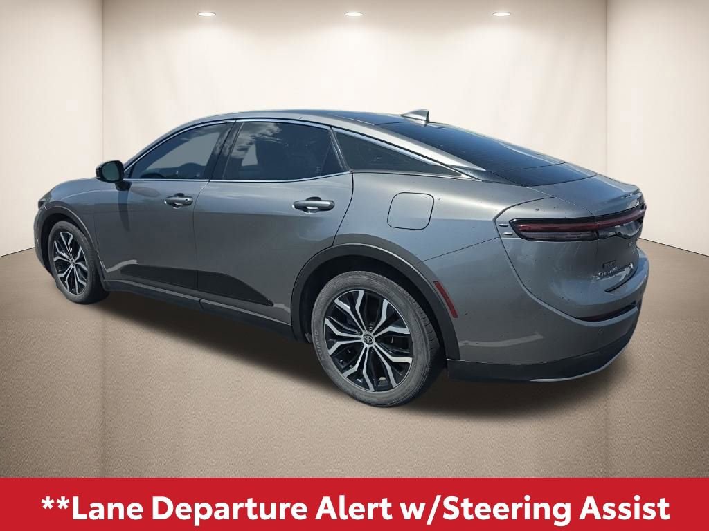 Used 2024 Toyota Crown Limited image 11