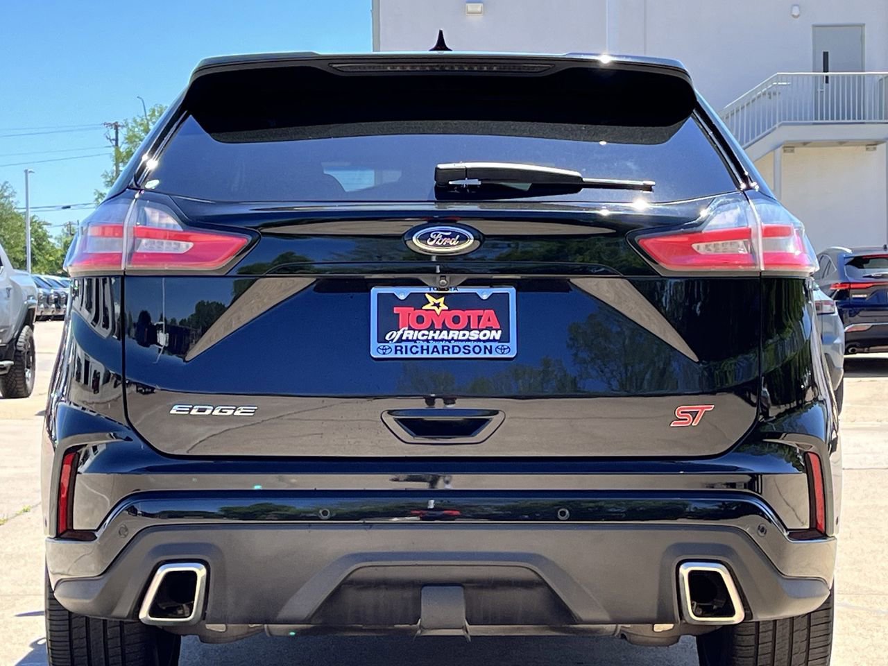 Used 2019 Ford Edge ST w/ Equipment Group 401A image 5