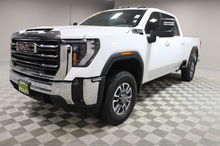 Certified 2025 GMC Sierra 2500 SLE w/ SLE Value Package; AWD/4WD image 7