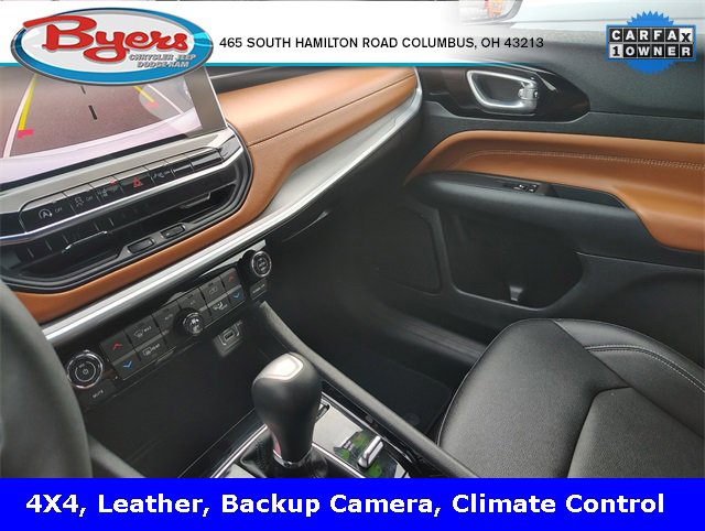 Used 2025 Jeep Compass Limited image 29