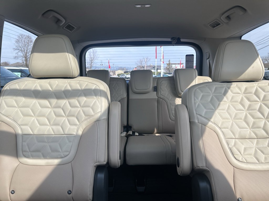 New 2026 Nissan Armada Platinum image 18