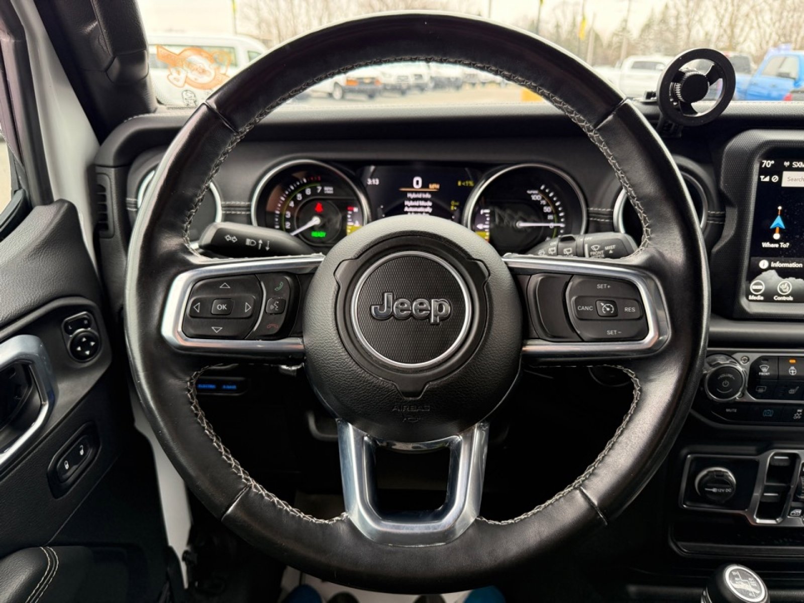 Used 2022 Jeep Wrangler Unlimited Sahara w/ Cold Weather Group image 20