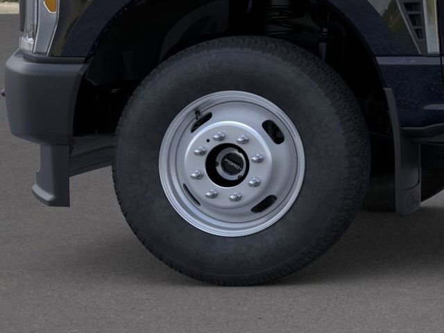 New 2026 Ford F350 XL image 19