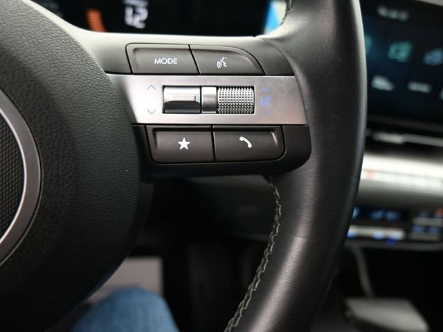 Used 2024 Hyundai Kona SEL AWD/4WD image 15