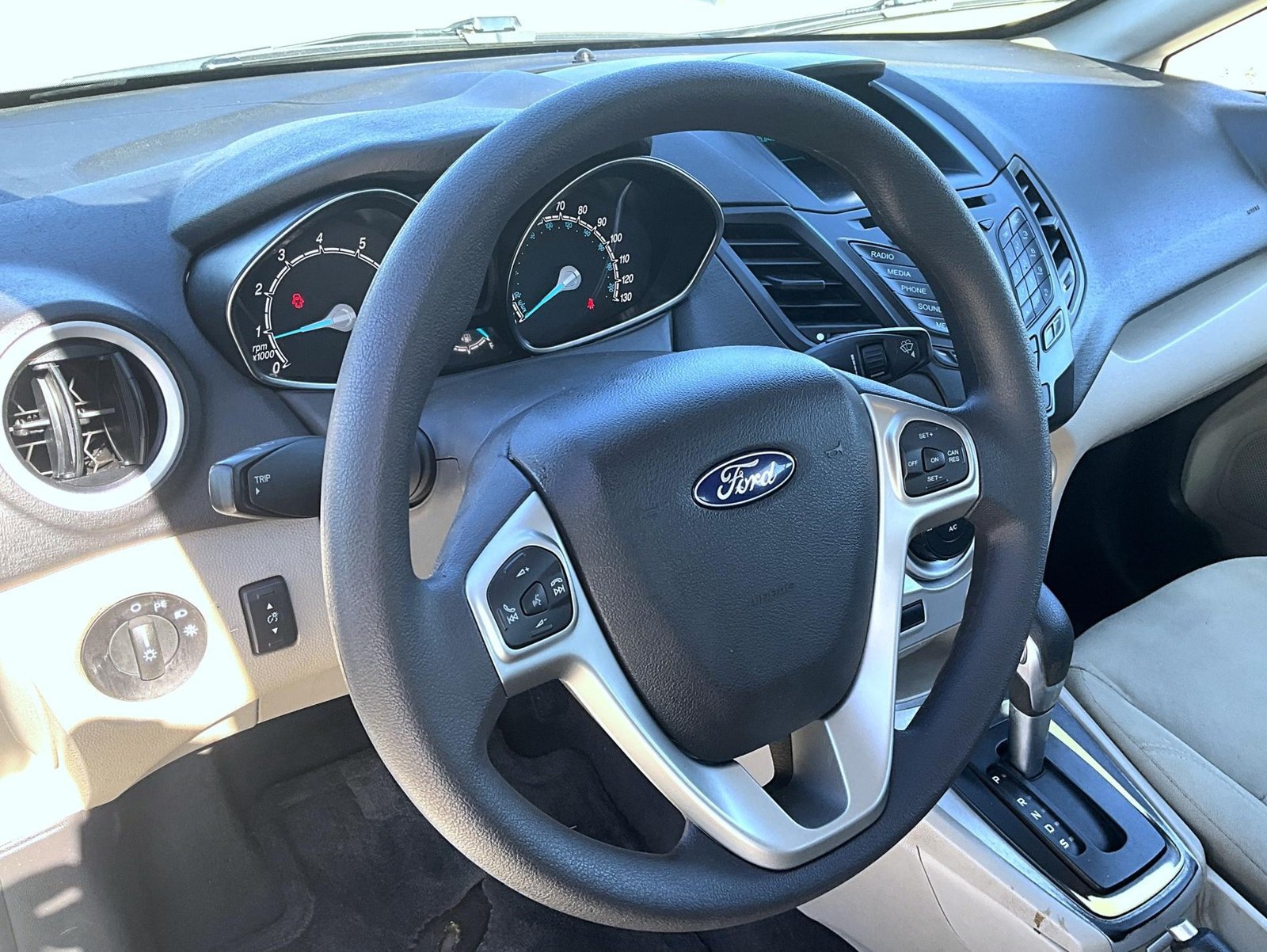 Used 2017 Ford Fiesta SE FWD image 14
